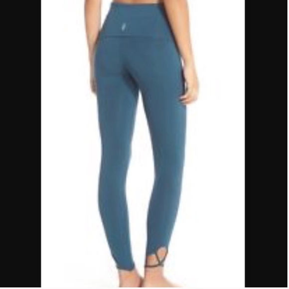 Free People Movement Moon Shadow Legging - Picture 2 of 7